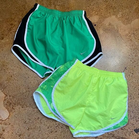 Nike green and neon‎ yellow  2 pack Dri-FIT Tempo Running Shorts - Picture 1 of 7